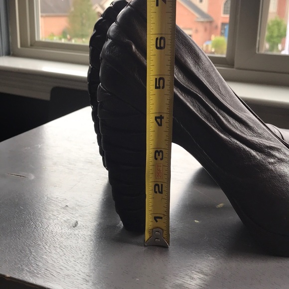 Biviel brown leather pumps - Picture 6 of 6